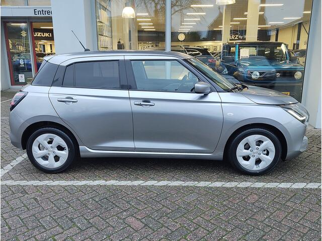 Suzuki SWIFT 1.2 SELECT SMART HYBRID AUTOMAAT Direct Leverbaar | Tot 10 JAAR GARANTIE! | Inclusief ¤ 1.500,- Voorraad Voordeel