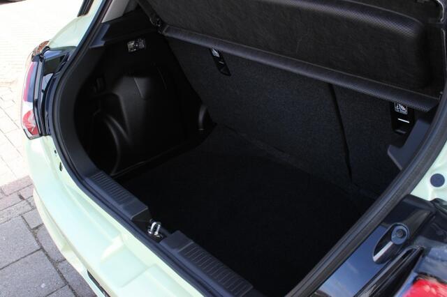 Suzuki SWIFT 1.2 STYLE SMARTHYB.