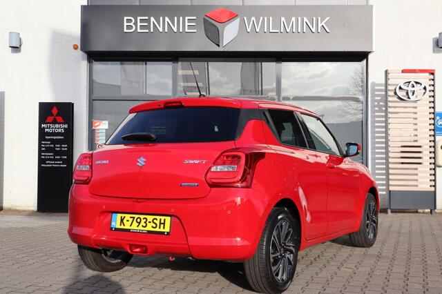 Suzuki SWIFT 1.2 Style Smart Hybrid AdaptiveCruise/Navi/Keyless