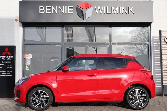 Suzuki SWIFT 1.2 Style Smart Hybrid AdaptiveCruise/Navi/Keyless