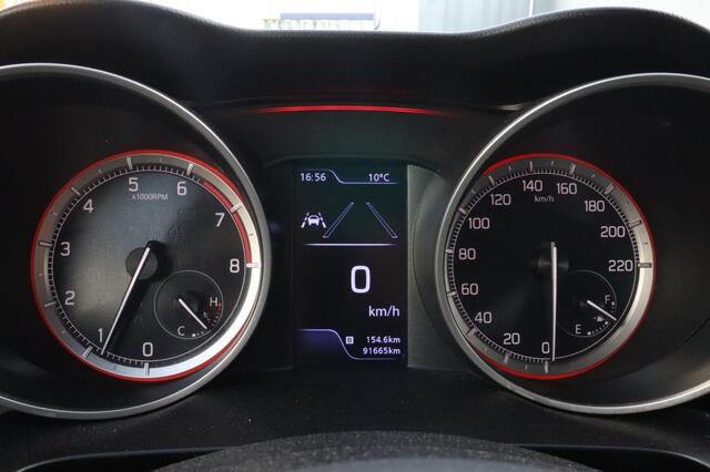 Suzuki SWIFT 1.2 Style Smart Hybrid AdaptiveCruise/Navi/Keyless