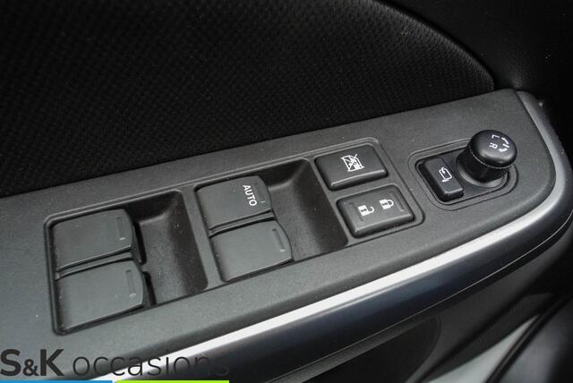 Suzuki SWIFT 1.2 Style Smart Hybrid