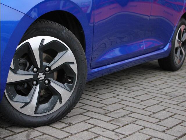 Suzuki SWIFT 1.2 Style Smart Hybrid Adaptieve Cruise en Climate Control, Carplay/Android Auto, Achteruitrijcamera, Navigatie