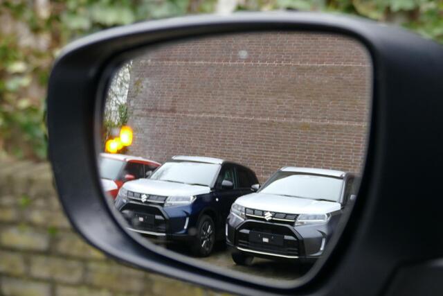 Suzuki SWIFT 1.2 Select Smart Hybrid | RIJKLAARPRIJS |