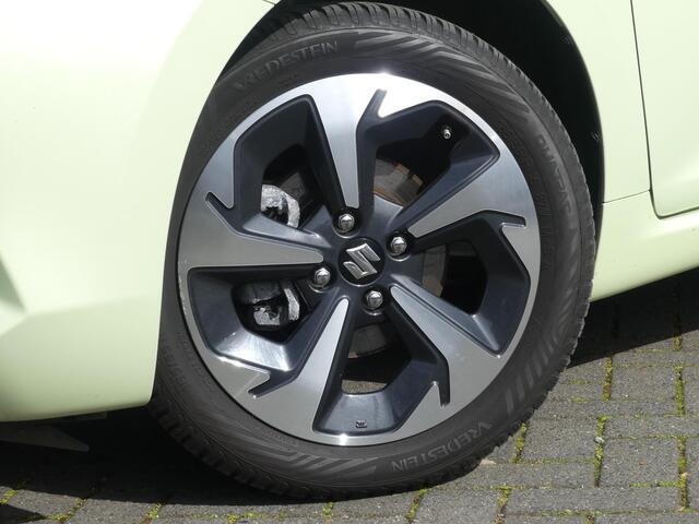 Suzuki SWIFT 1.2 Style Smart Hybrid All Season Banden, Apple Carpl/Andr Auto, Cruise & Climate Control, Camera, Park. sensoren