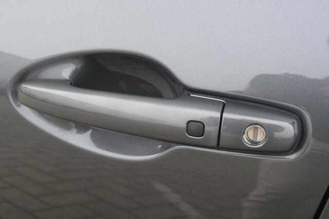 Suzuki SWIFT 1.2 Stijl | All season | Navi | Camera | Rijklaarprijs!