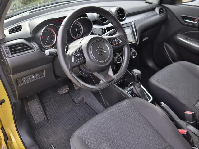 Suzuki SWIFT 1.2 Style Smart Hybrid | Keyless | LED | Stoelverwarming | Camera | Tot 10jr. Garantie |