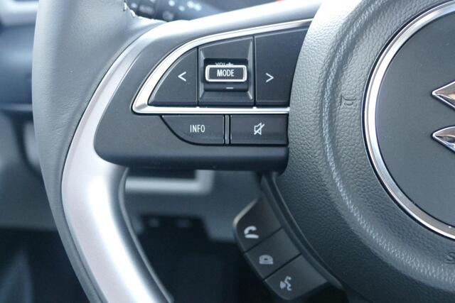 Suzuki SWIFT 1.2 Style Smart Hybrid | SHOWROOM | VOORRAAD | Navigatie | Camera