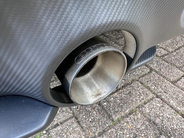 Suzuki SWIFT 1.4 Sport Perfect onderhouden '' Infotainmentsystem - Camera - Sportstoel en stuur ''