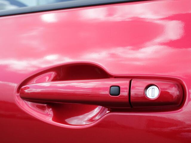 Suzuki SWIFT 1.2 Style Smart Hybrid | Navi | Cruise | Camera | Lm-Velgen