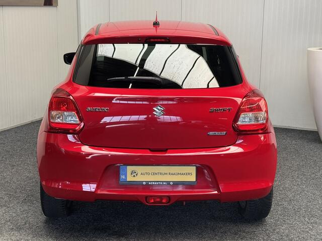Suzuki SWIFT 1.2 COMFORT SMART HYBRID NAVIGATIE AIRCO STOELVERWARMING BLUETOOTH TELEFOON MEDIA VOORBEREIDING ACHTERUITRIJCAMERA 16" LICHTMETALEN VELGEN ZEER MOOI !! 3010 DEK