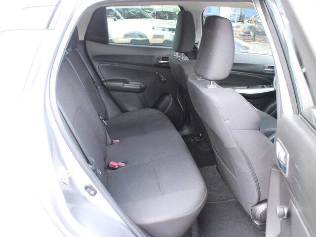 Suzuki SWIFT 1.2 Select Smart Hybrid Navigatie, Multimediasysteem, Airconditioning, Parkeercamera, tot 10 jaar garantie!