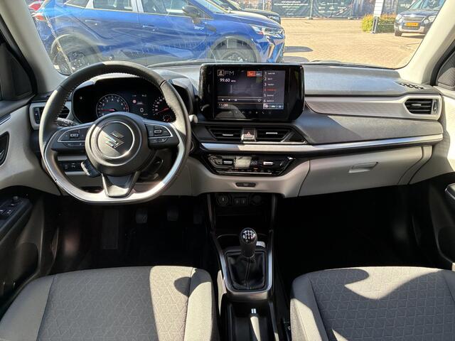 Suzuki SWIFT 1.2 Style Smart Hybrid | Adaptive Cruise Control | Navigatie | Stoelverwarming | Achteruitrijcamera