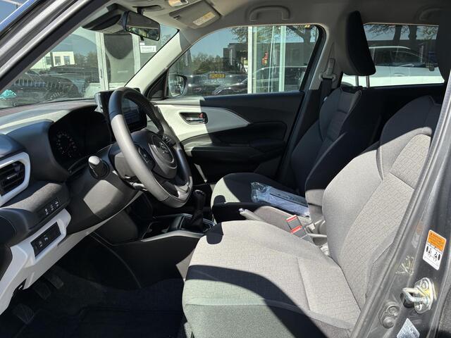 Suzuki SWIFT 1.2 Style Smart Hybrid | Adaptive Cruise Control | Navigatie | Stoelverwarming | Achteruitrijcamera