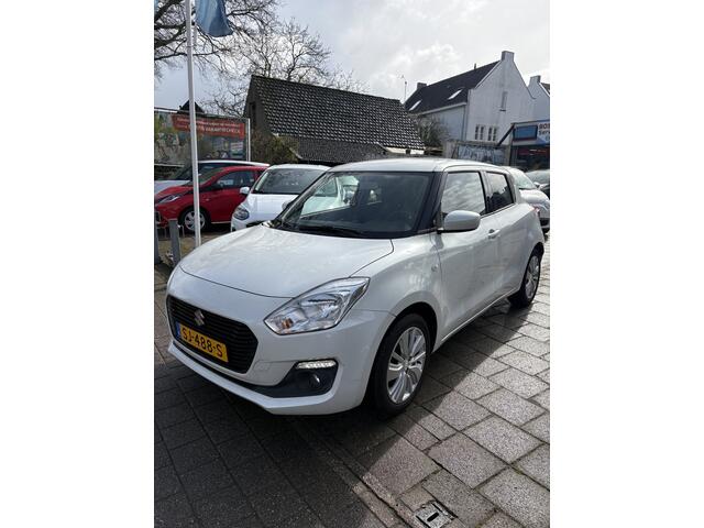Suzuki SWIFT 1.2 Select incl. airco en verwarm. voorstoelen incl. Carplay en a.uitrijcamera