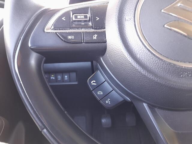 Suzuki SWIFT 1.2 STYLE SMART HYBR. KEYLESS ECC CAMERA CARPLAY NAVI ADD. CRUISE