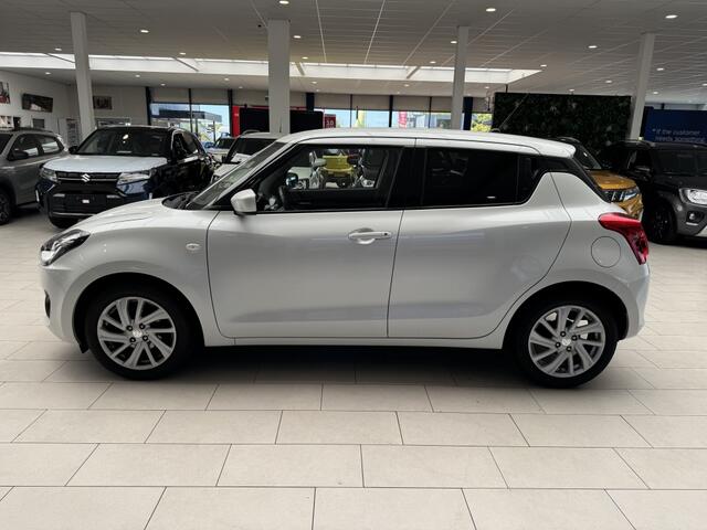 Suzuki SWIFT 1.2 Select Hybrid [ APPLE CARPLAY / ANDROID AUTO | AUTOMAAT | SU