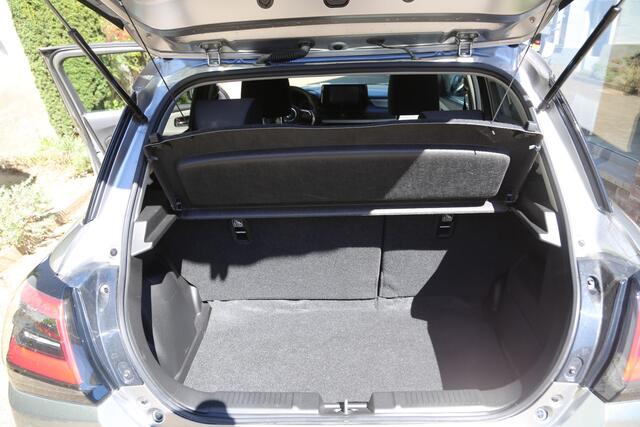 Suzuki SWIFT 1.2 Style Smart Hybrid Navi Camera
