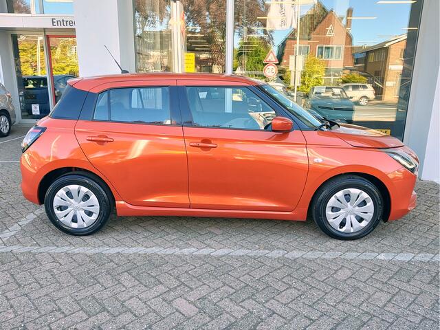Suzuki SWIFT 1.2 COMFORT SMART HYBRID Navi | Keyless | Airco | Camera | Adaptive Cruise