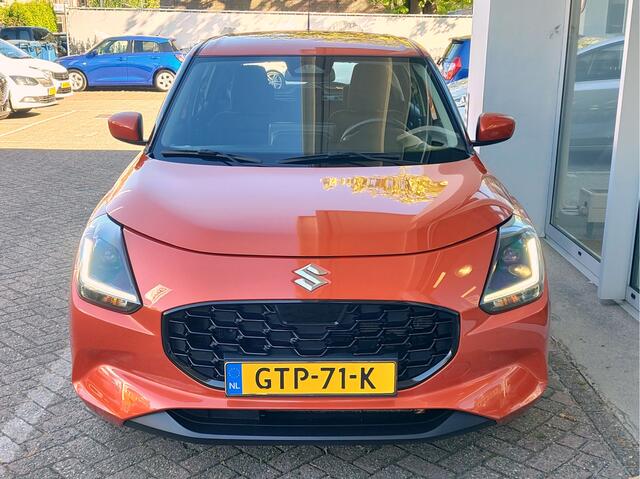 Suzuki SWIFT 1.2 COMFORT SMART HYBRID Navi | Keyless | Airco | Camera | Adaptive Cruise