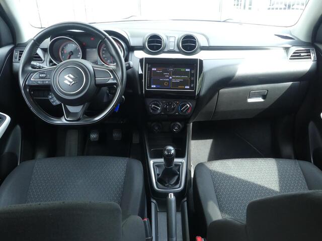 Suzuki SWIFT 1.2 Select Camera, Navigatie, Airco, Lichtmetalen velgen, Stoelverw.