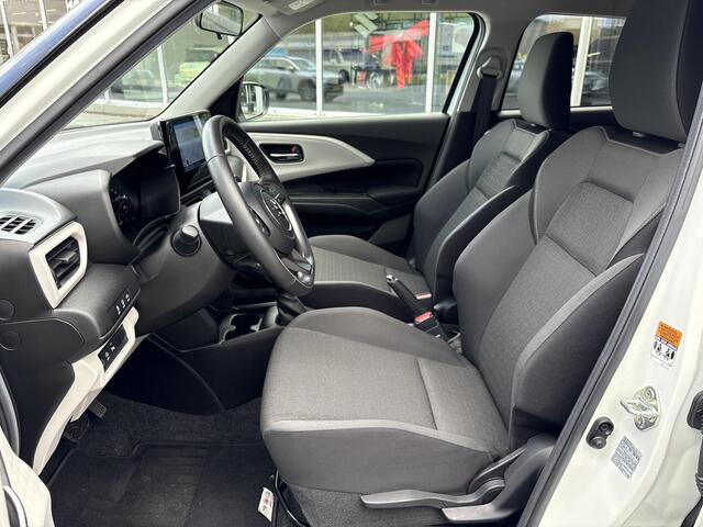 Suzuki SWIFT 1.2 Select Smart Hybrid **TWEEDE PINKSTERDAG GEOPEND/ STOELVERWARMING/ KEYLESS/ DODEHOEK DETECTIE**
