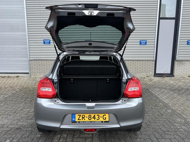 Suzuki SWIFT 1.0 Stijl Smart Hybrid | Meest Luxe Uitvoering | Apple Carplay & Android Auto | All Season Banden | Climate Control | Cruise Control