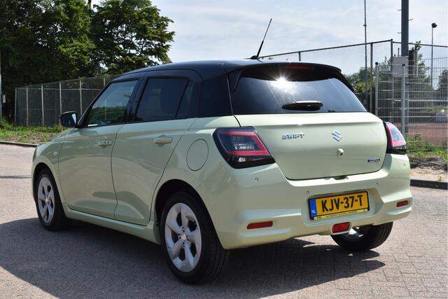 Suzuki SWIFT 1.2 Select Smart Hybrid Navigatie | Camera | Airco | LM Velgen | Stoelverwarming | Automaat |