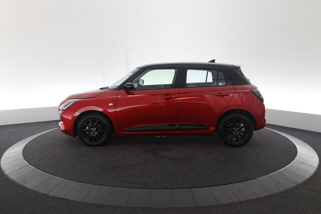 Suzuki SWIFT 1.2 Comfort Smart Hybrid | Blackline