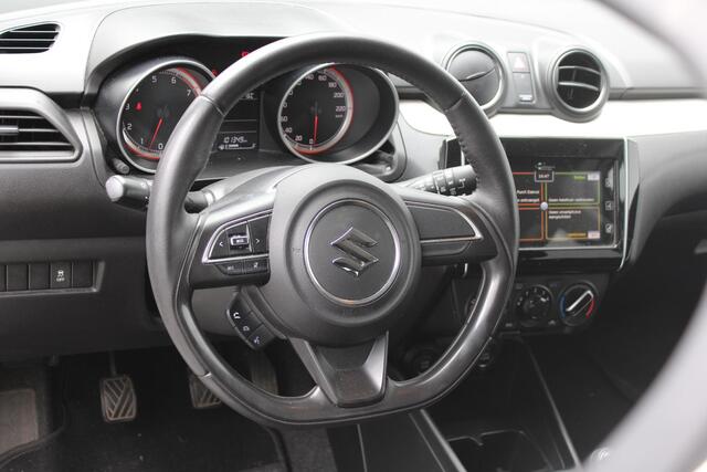 Suzuki SWIFT 1.2 Select 17"' Velgen, Carbon Pakket, Achteruitrijcamera