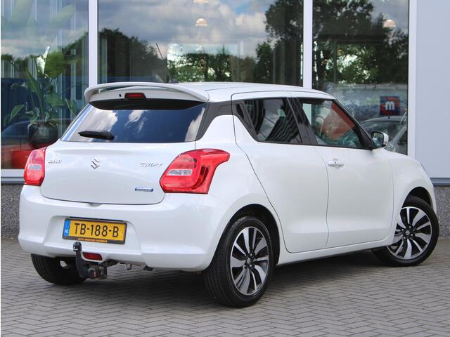 Suzuki SWIFT 1.2 Style Smart Hybrid Afneembare Trekhaak, Cruise en Climate Control, Carplay/Android Auto, Achteruitrijcamera