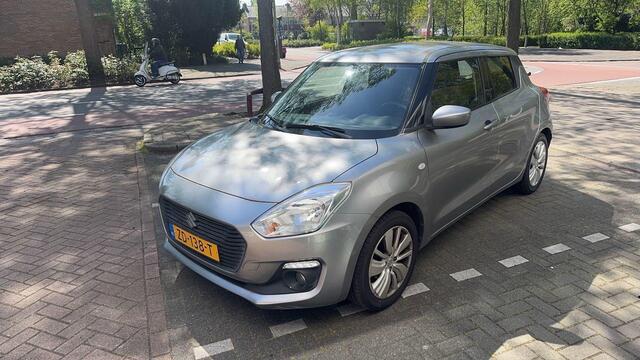 Suzuki SWIFT 1.2 Select 59.000 KM! l TREKHAAK l CAMERA l STOELVERW. l AIRCO
