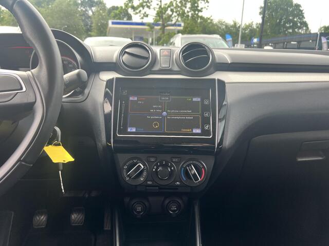 Suzuki SWIFT 1.2 Select Smart Hybrid | Navigatie | Sportline | Stoelverwarming |