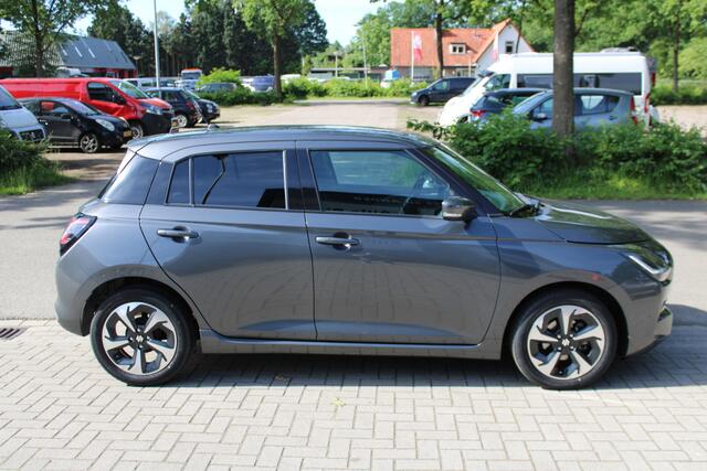 Suzuki SWIFT 1.2 Style Smart Hybrid