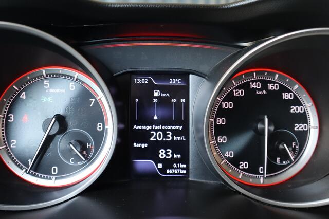 Suzuki SWIFT 1.2 Stijl Smart Hybrid Trekhaak | All Seasons | Adaptive Cruise