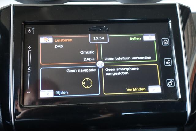Suzuki SWIFT 1.2 Stijl Smart Hybrid Trekhaak | All Seasons | Adaptive Cruise