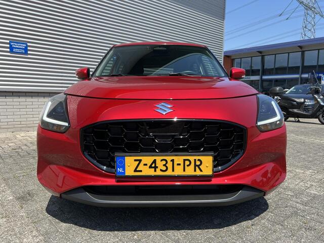 Suzuki SWIFT 1.2 Style Smart Hybrid | Cito Voertuig | Trekhaak | Lage Kilometerstand | Apple Carplay & Android Auto | Climate Control