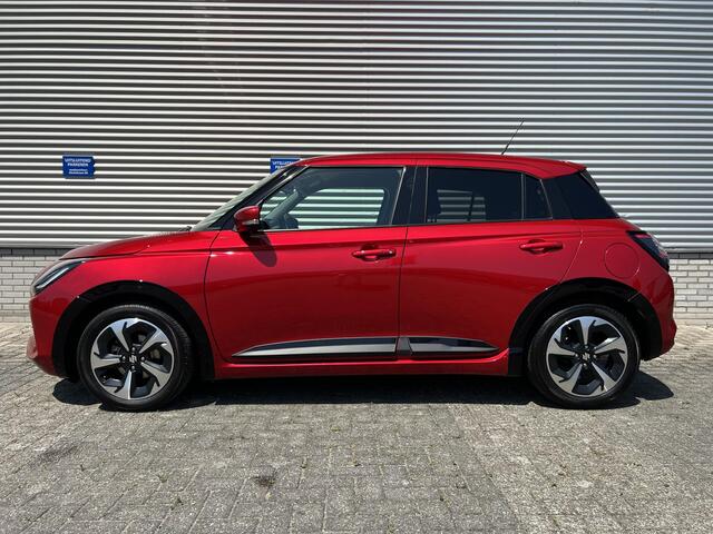 Suzuki SWIFT 1.2 Style Smart Hybrid | Cito Voertuig | Trekhaak | Lage Kilometerstand | Apple Carplay & Android Auto | Climate Control