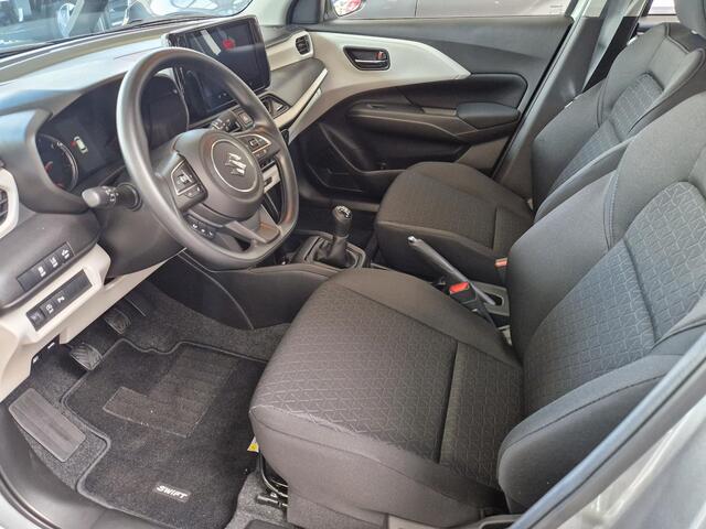 Suzuki SWIFT 1.2 Comfort Smart Hybrid | Black Rhino pack