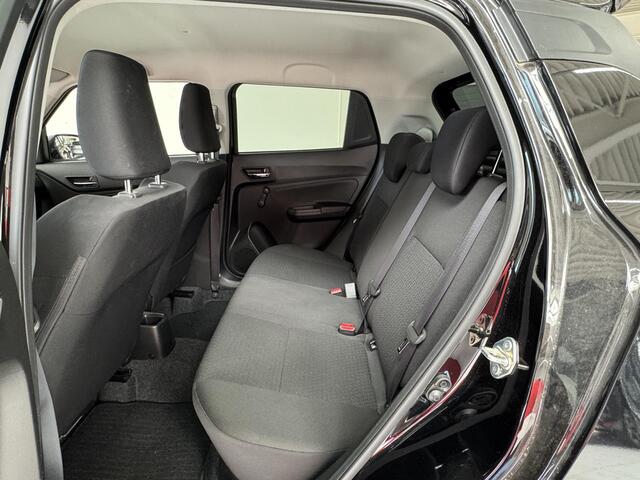 Suzuki SWIFT 1.2 Select Smart Hybrid | Navigatie | Camera | Stoelverwarming | Apple CarPlay / Android Auto |