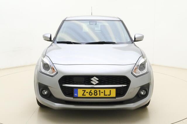Suzuki SWIFT 1.2 Style Smart Hybrid 83pk | Navigatie | Climate Control | Cruise Control | Stoelverwarming | Camera | Lichtmetalen Velgen | Apple Carplay - Android Auto