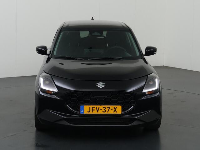 Suzuki SWIFT 1.2 Style Smart Hybrid | Navigatie | Parkeercamera | Cruise Control Adaptief | Climate Control | Stoelverwarming |