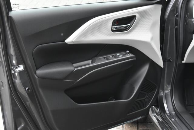 Suzuki SWIFT 1.2 Select Smart Hybrid 82pk | Nieuw | Direct uit voorraad leverbaar! | 25KM |