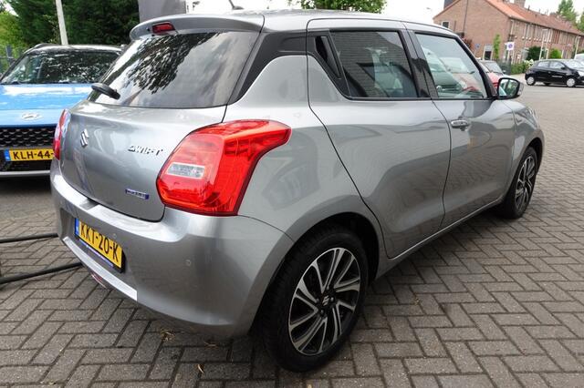 Suzuki SWIFT 1.2 STYLE SMART HYBR 5 drs Winterpack