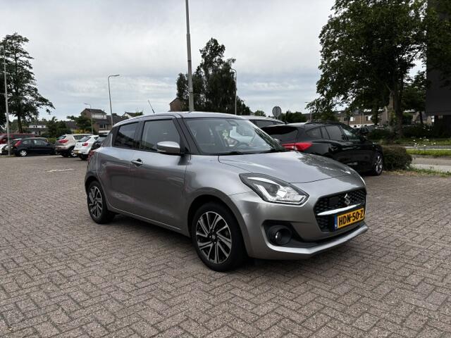 Suzuki SWIFT 1.2 Style Smart Hybrid Acamera Cruise Navi Lmv Pdc