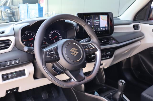 Suzuki SWIFT 1.2 Style Smart Hybrid
