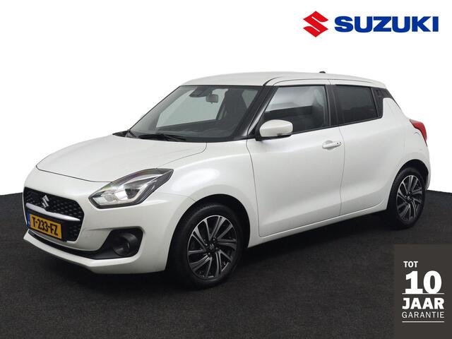 Suzuki SWIFT 1.2 Style Smart Hybrid | Keyless Entry | Stoelverwarming | Navigatie | Cruise Control | Achteruitrijcamera | Led Verlichting |