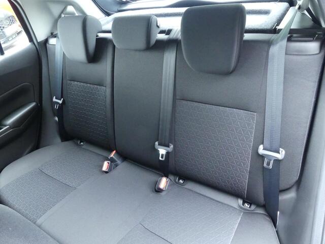 Suzuki SWIFT 1.2 Select Smart Hybrid Apple Carpl/Ander Auto,