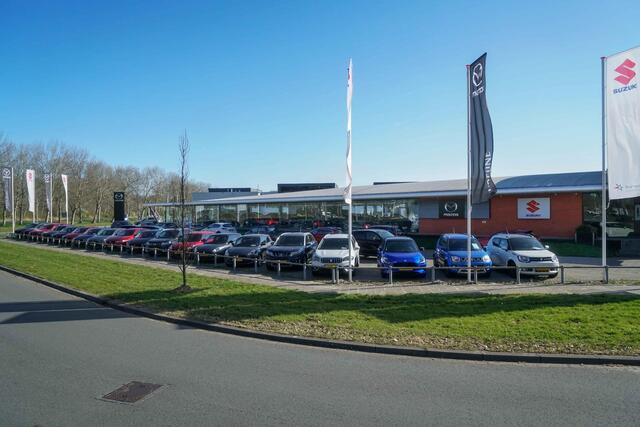 Suzuki SWIFT 1.2 Style Smart Hybrid