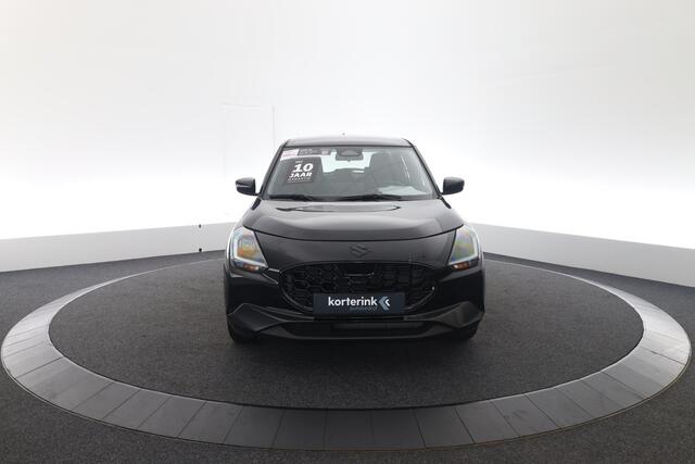 Suzuki SWIFT 1.2 Comfort Smart Hybrid | Blackline
